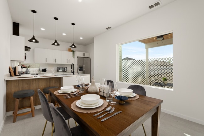 Colgate Crossings in McAllen, TX - Building Photo - Building Photo