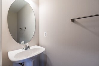 20856 Rockingham Terrace in Sterling, VA - Building Photo - Building Photo