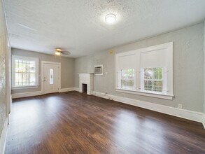 2817 Sunnyside St in Jacksonville, FL - Building Photo - Building Photo