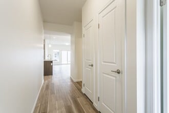 New Luxury Townhouses for Rent! Available ... in Ontario, NY - Building Photo - Building Photo