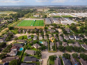 18911 Brownstone Mills Dr in Cypress, TX - Building Photo - Building Photo
