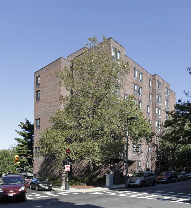 Haynes House Apartments in Roxbury, MA - Building Photo