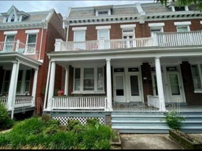 property at 2702 W Main St