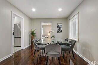 75 Carthage Ln in Hoffman Estates, IL - Building Photo - Building Photo