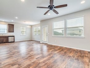 398 Wapiti Rd in Buda, TX - Building Photo - Building Photo