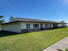 640 5th Ave in Saint Thomas, ND - Building Photo - Building Photo