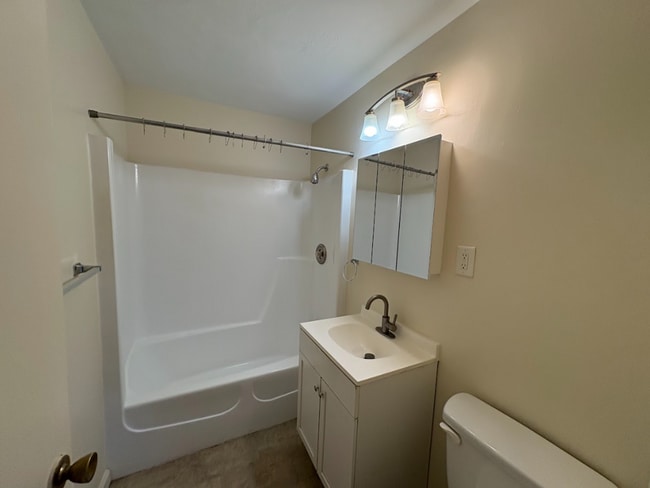 740 Central St in Leominster, MA - Building Photo - Building Photo