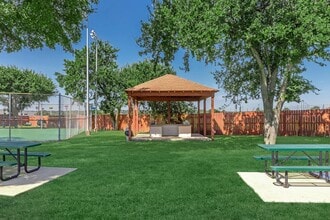 Rolling Hills Place in Lancaster, TX - Building Photo - Building Photo