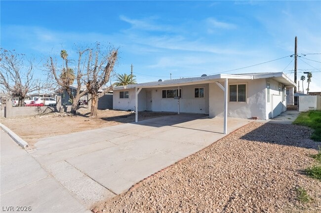 property at 1108 Tumbleweed Ave