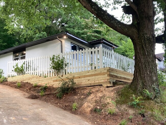 property at 4504 Balcomb St