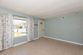 7838 Tampico Ct in San Diego, CA - Building Photo - Building Photo