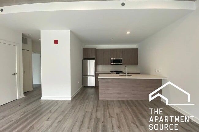 property at 1118 W Patterson Ave