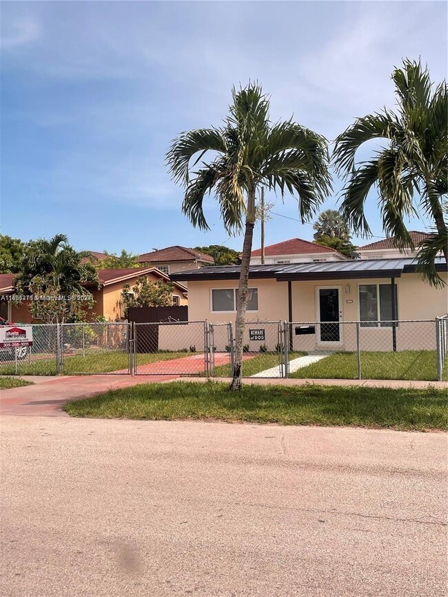 9140 SW 40th Terrace-Unit -0 in Olympia Heights, FL - Building Photo - Building Photo