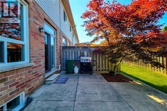 110 Marina Point Cres in Hamilton, ON - Building Photo - Building Photo