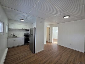 1265 US-6 in Port Jervis, NY - Building Photo