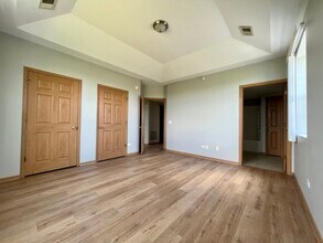 9810 Liberty Cir in Orland Park, IL - Building Photo - Building Photo