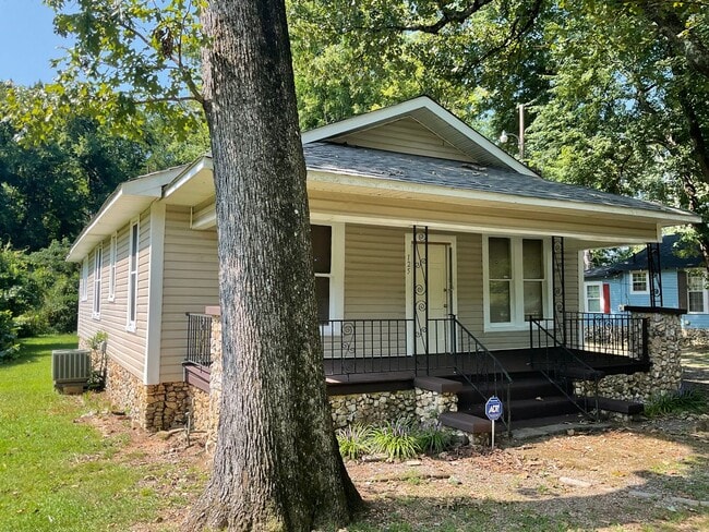 125 20th Ave NE in Center Point, AL - Building Photo - Building Photo