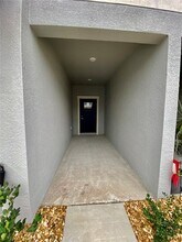 10373 Lavender Aster Trl in San Antonio, FL - Building Photo - Building Photo