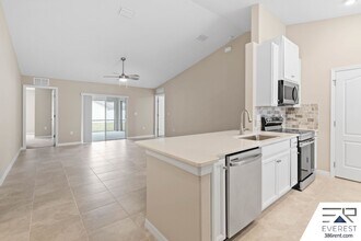 5 Seabury Pl in Palm Coast, FL - Building Photo - Building Photo