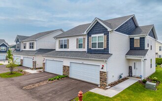 271 Barrett Dr in Yorkville, IL - Building Photo