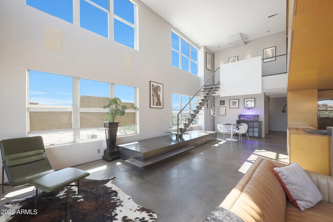 1326 N Central Ave-Unit -401 in Phoenix, AZ - Building Photo - Building Photo