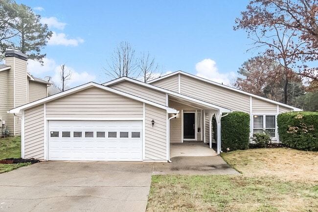 2468 Mistletoe Ln SW