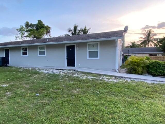 4356 Maine St in Lake Worth Beach, FL - Building Photo