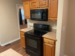 2406 Fairfield Rd in Kearney, MO - Building Photo - Building Photo