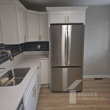 511 Hampton Ave in Greenville, SC - Building Photo - Building Photo