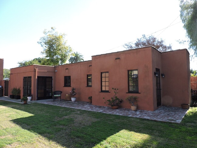 3751 Olive Ave, Unit B