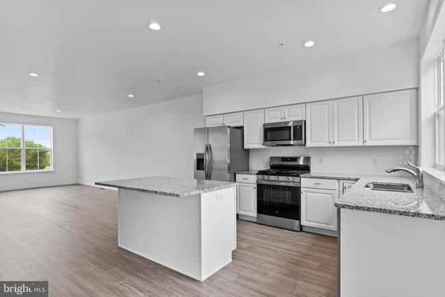 35 S 19th St in Camp Hill, PA - Building Photo - Building Photo