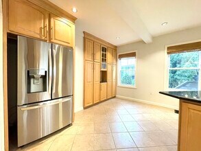 18 Appleton Ave in Beverly, MA - Building Photo - Building Photo
