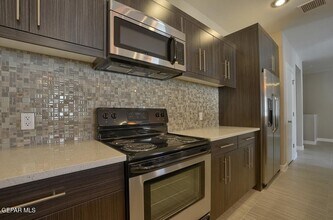 410 Thorn Ave in El Paso, TX - Building Photo - Building Photo