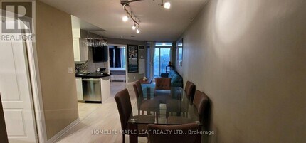1 Rean Dr in Toronto, ON - Building Photo - Building Photo