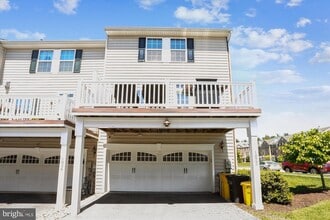 1022 Ironwood Ln in Severn, MD - Foto de edificio - Building Photo