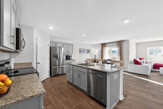 132 Stone River Wy in Mayodan, NC - Foto de edificio - Building Photo