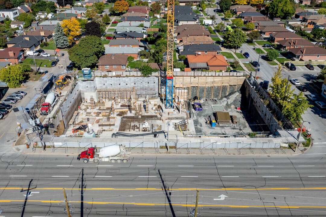 1156 The Queensway in Toronto, ON - Building Photo