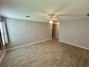 7916 Nater Ln in Austin, TX - Building Photo - Building Photo