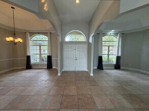 5290 Chiswick Cir in Belle Isle, FL - Building Photo - Building Photo