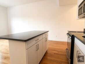 WEST 73 STREET in New York, NY - Building Photo - Building Photo