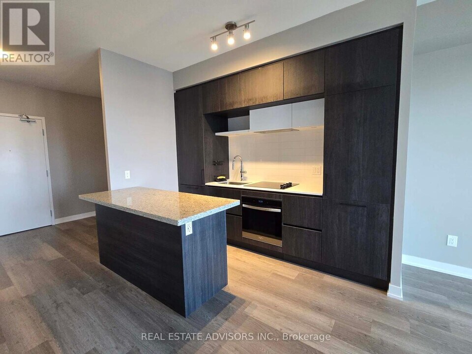2-422 David Eyer Rd in Richmond Hill, ON - Building Photo
