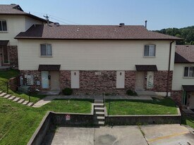 903 Southwest Blvd in Jefferson City, MO - Building Photo
