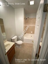 1472 Royal View Ln in Greenwood, IN - Building Photo - Building Photo