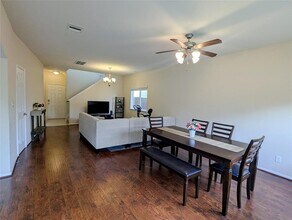 7206 Sunburst Meadow Dr in Houston, TX - Building Photo - Building Photo