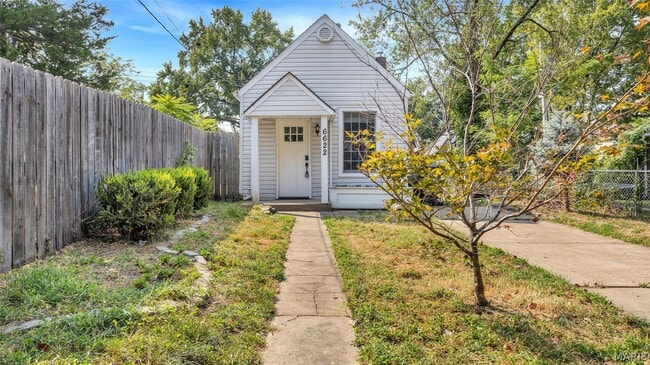 property at 6622 Crest Ave