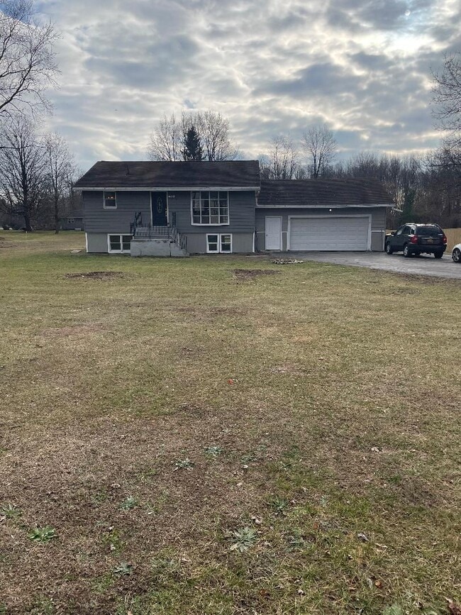 property at 4 Taddeo Rd