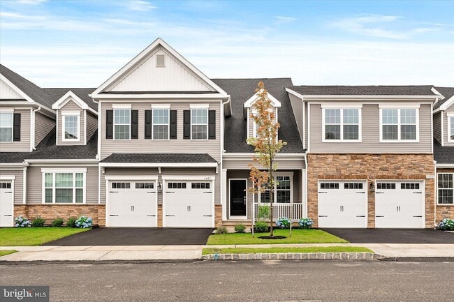 property at 4403 Thompson Dr