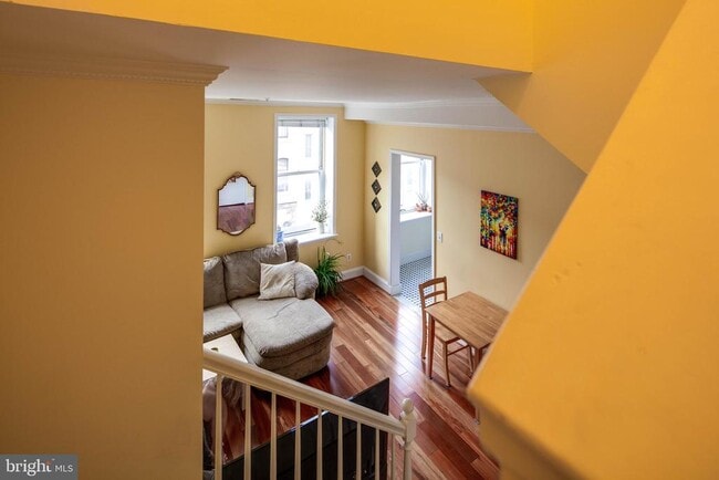 property at 2129 Walnut St