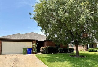 2903 Thistlewood Dr in Seagoville, TX - Building Photo - Building Photo