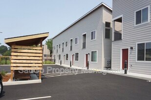 17345 SW Blanton St in Beaverton, OR - Building Photo